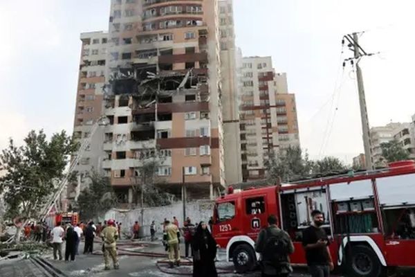 مقاوم‌سازی ۶۰ واحد مسکونی آسیب دیده از جنگ در مناطق مختلف تهران آغاز شد