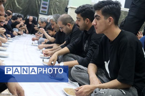 پخت شله مشهدی به مناسبت شب عاشورا 