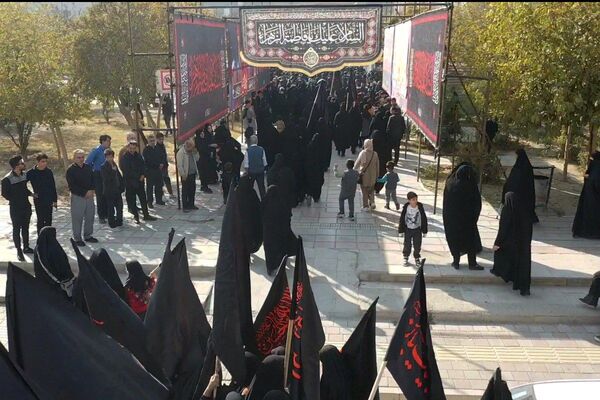 موج عشق و عزاداری در کوچه‌های اسلامشهر