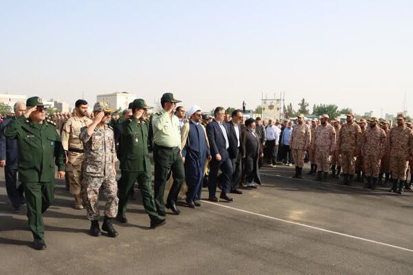 برگزاری صبحگاه مشترک نیروهای مسلح استان مرکزی به‌مناسبت سالروز آزادسازی خرمشهر 