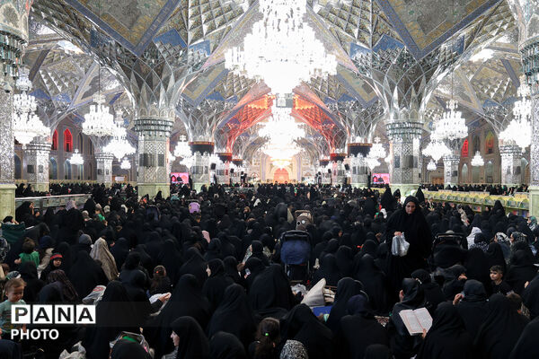 آیین معنوی «شیرخوارگان حسینی» در حرم مطهر رضوی