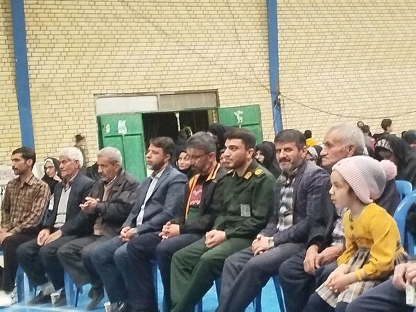 افتتاحیه نمایشگاه مشاغل خانگی و جشن ولادت امام حسن مجتبی(ع) در سالن سپاه شهر حبیب آباد