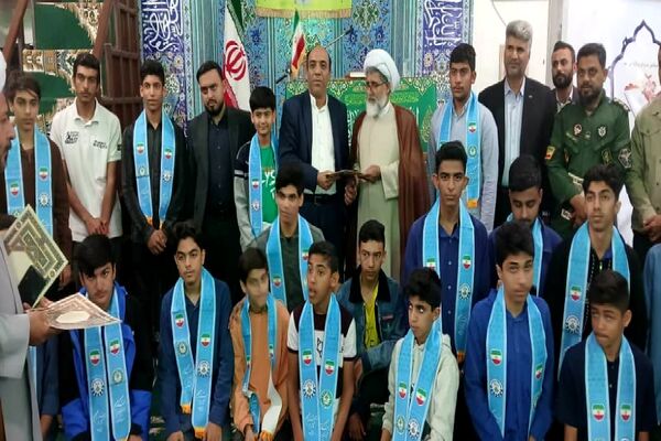 محفل نورانی انس با قرآن‌کریم با حضور قاریان برجسته استانی