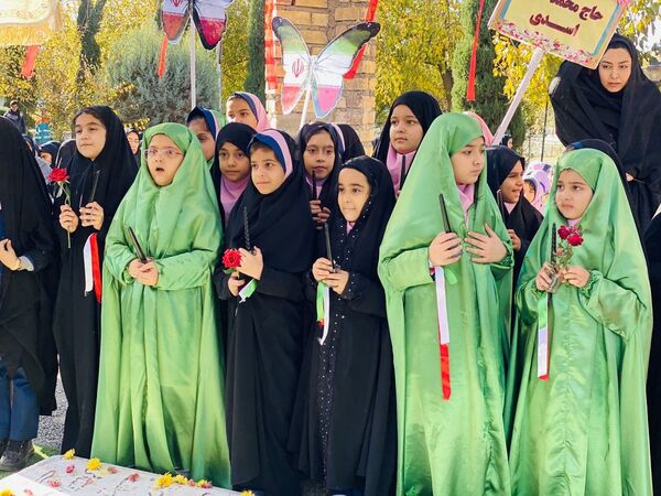 مراسم استقبال از شهید گمنام در شهرستان مه‌ولات