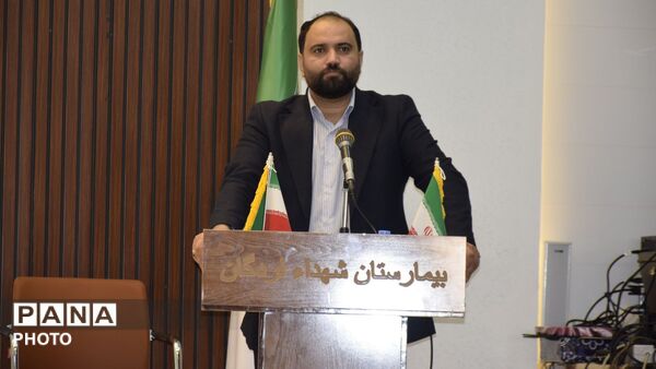 پرچم خدمت در بیمارستان شهدا لردگان به دست ریاست تازه سپرده شد
