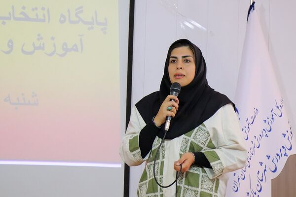 همایش انتخاب رشته کنکور در شهرستان پاکدشت 