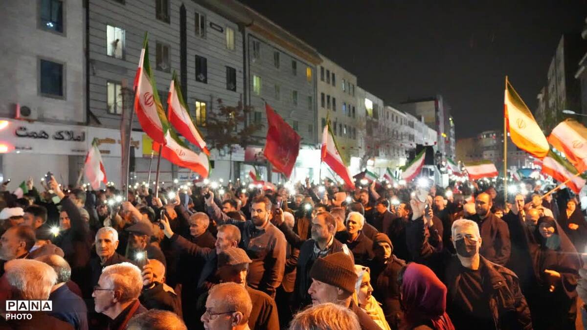 بیست و چهارمین شب خروش مردم کمال‌شهر در سوگ شهادت امام خامنه‌ای و اعلام بیعت با رهبری