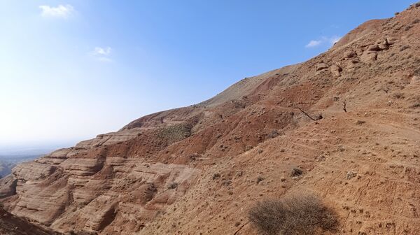 جاذبه گردشگری کوهنوردی تخت پلنگ روستای دربهشت 