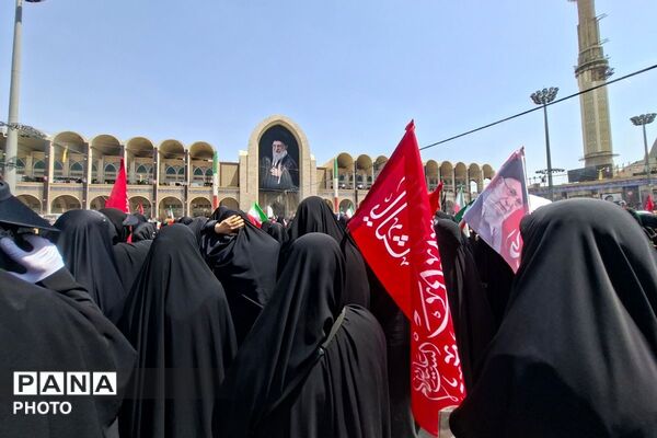 وداع باشکوه مردم با رهبر شهید؛ جلوه‌ای از همبستگی و وفاداری