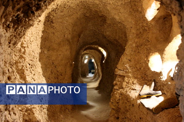 بازدید دانش‌آموز خبرنگاران پانا یزد از باغ موزه دفاع مقدس یزد