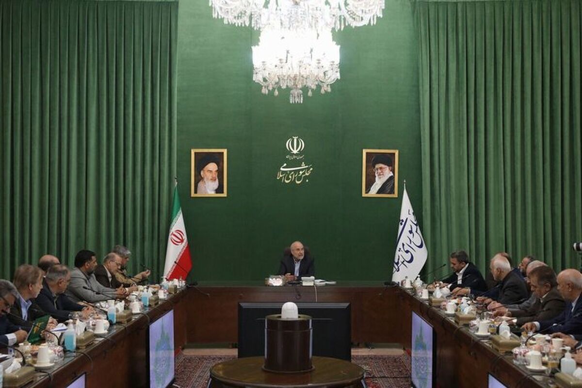 یک دهه توجه به آموزش و پروش، کشور را در مسیر صحیح قرار می‌دهد