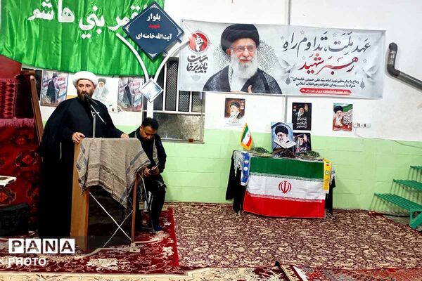 حضور پرشور فرهنگیان و دانش‌آموزان مانه در آیین جاماندگان وداع با امام شهید
