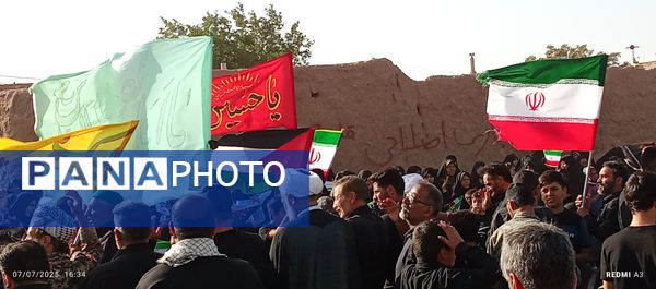 مراسم وداع و خاکسپاری پیکر پاسدار سرافراز اسلام در روستای همت آباد باخرز 