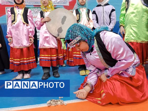 آئین افتتاحیه مسابقات فوتسال دانش‌آموزی منتخب آموزشگاه های شهرستانهای استان تهران به میزبانی ورامین 