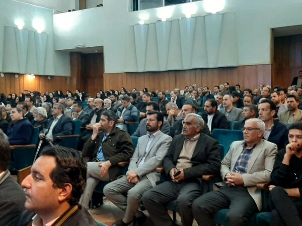 همایش «خشت های بهشتی»در کاشمر