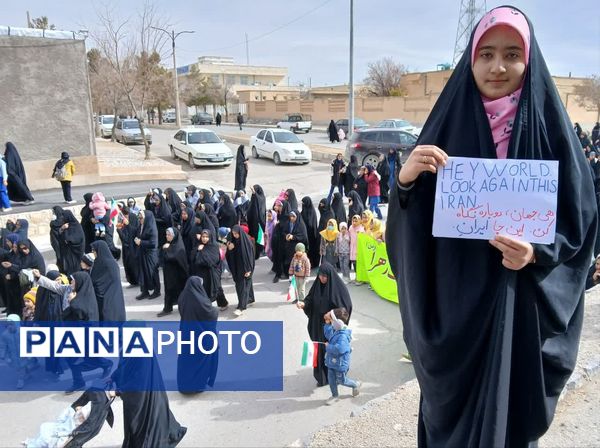 مردم خرم‌بید با حضور حماسی خود در راهپیمایی 22 بهمن دشمن را مأیوس کردند