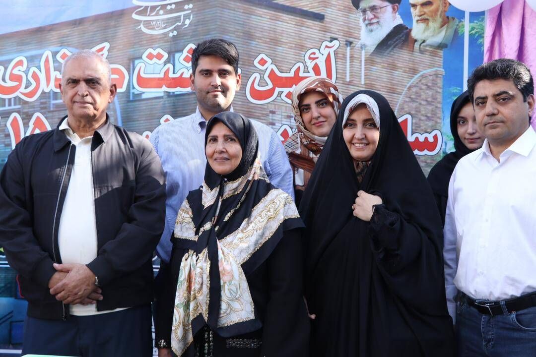 خشت‌گذاری ‌مدرسه ‌۱۵ کلاسه‌ با مشارکت ۴۰ میلیارد تومانی خیر تهرانی‌