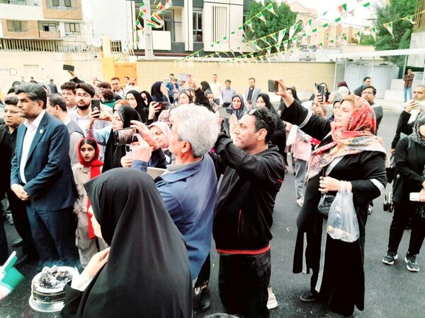 افتتاح مدرسه  ۱۲ کلاسه فروغی بسطامی در بوشهر