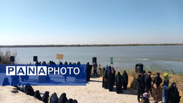 حضور عاشقان شهدا در کربلای ایران