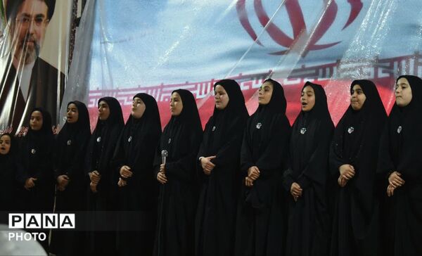 رژه کالسکه سواران در شهرستان کردکوی