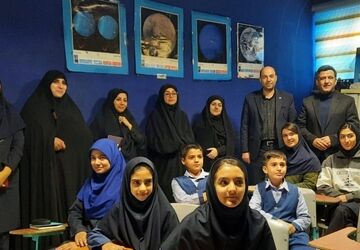 نمایشگاه آثار برگزیدگان منطقه‌ای مسابقات علمی‌ - پژوهشی در پژوهش‌سرای ملاصدرا کرج