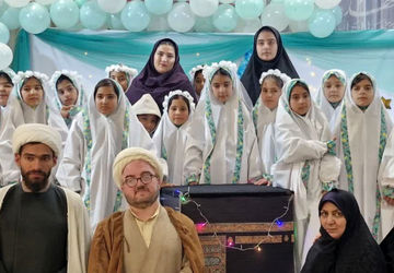 خلعت زیبای تکلیف بر قامت دانش آموزان ایزدخواست