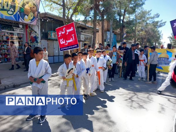 راهپیمایی باشکوه روز جهانی قدس در شهرستان خلیل‌آباد
