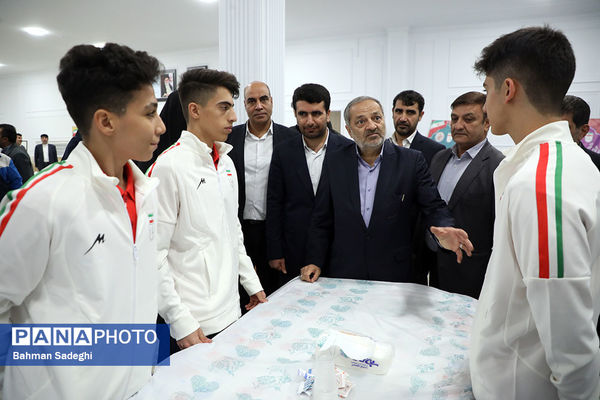 مراسم بدرقه کاروان ورزش دانش‌آموزی ایران به المپیاد جهانی با حضور وزیر آموزش و پرورش