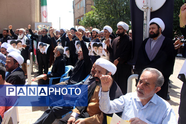 اجتماع مردم قم به‌مناسبت قیام 15 خرداد در مقابل بیت تاریخی امام خمینی(ره)