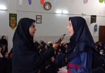 جشن ایام الله دهه فجر و نیمه شعبان در دبیرستان فرزانگان 1 قم
