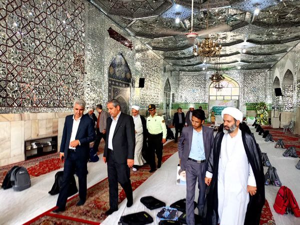 رزمایش مهر تحصیلی؛ اهدا ۲۰۰ بسته لوازم التحریر به دانش آموزان نیازمند