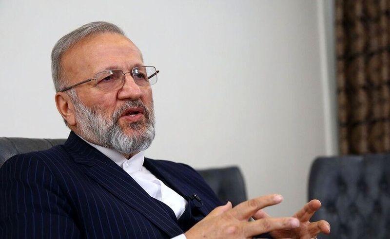 دولت در تامین نیازهای ‌کشور در دوران جنگ عملکرد خوبی داشت/ مذاکره‌کنندگان در برابر زیاده‌خواهی‌های دشمن به خوبی ایستادگی کردند