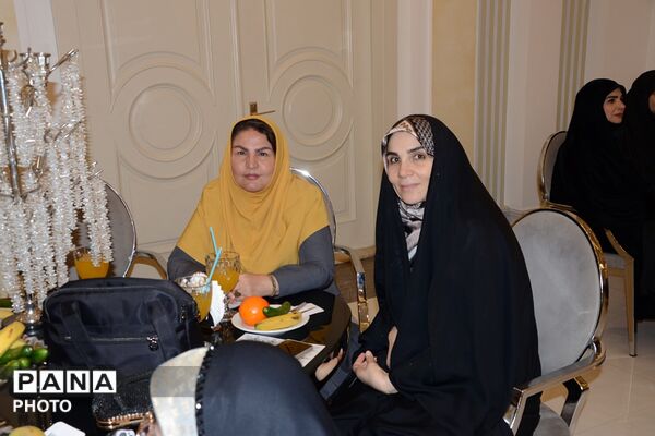 مراسم بزرگداشت و تکریم مقام و منزلت معلمان چهاردانگه