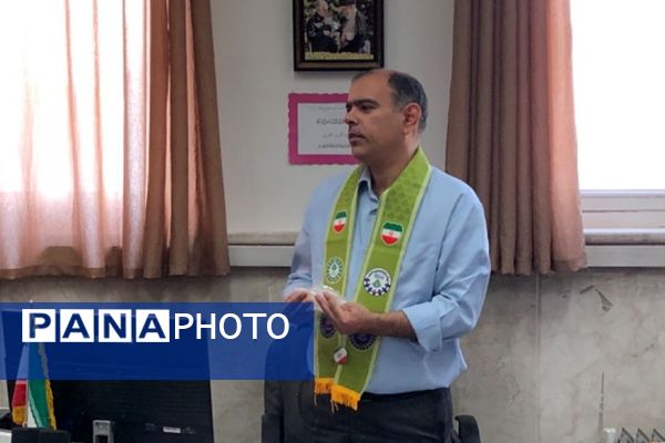 اجرای طرح «وطن یار» در دبستان ائمه اطهار ناحیه دو شهرری 