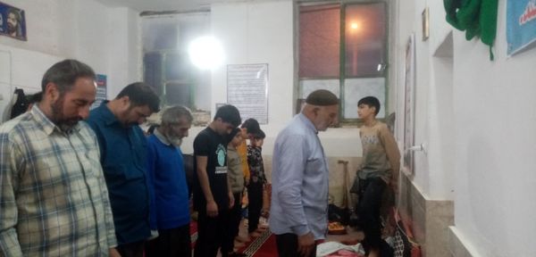 مراسم اعتکاف در مسجد روستای مهدی آباد