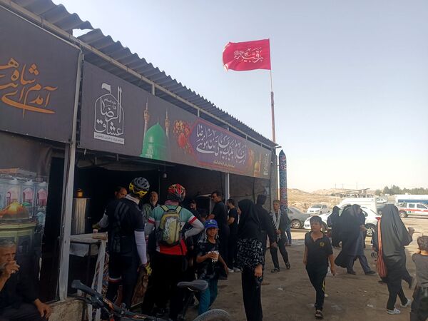 گذری بر فعالیت مجتمع فرهنگی امام  جواد(ع) در مسیر پیاده روی امام رضا (ع) 
