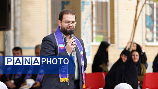 همایش استانی «وطن‌یار» در مدرسه کوثر اراک با حضور قائم‌مقام سازمان دانش‌آموزی کشور