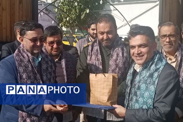 آیین کلنگ‌زنی پروژه‌های حوزه بهداشت و درمان شهرستان ری