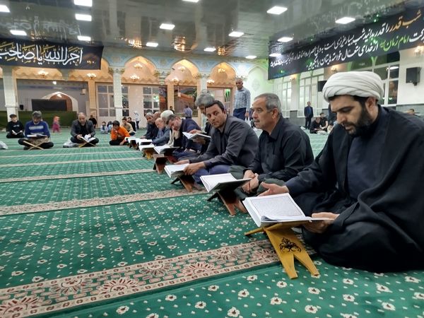 محفل انس با قرآن کریم به مناسبت شب های قدر درکاشمر