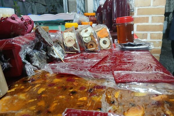 جشن بزرگ «یلدای مهربانی» در بازارچه کوثر؛ شب یلدایی با نوای عشق و همدلی 