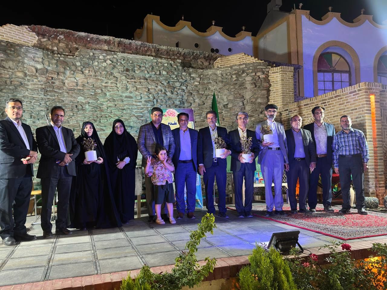 برگزاری آیین تجلیل از آموزش دهندگان تلاشگر نهضت سوادآموزی تربت حیدریه