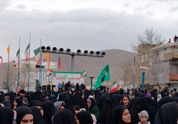 حضور مردم شهرستان الشتر در راهپیمایی ۲۲ بهمن روز شکوهمند پیروزی انقلاب اسلامی 