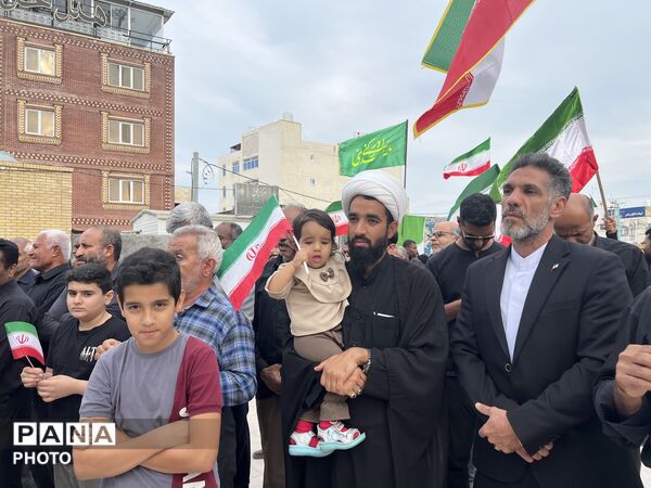 بیعت مردم جزیره قشم با آیت‌الله سید مجتبی حسینی خامنه‌ای 