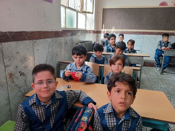  جشن شکوفه‌ها در دبستان شهید فردکاردل آمل