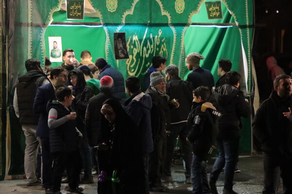 پذیرایی نوجوانان سید مرکز سلاله از منتظران ظهور در ایام فرخنده نیمه شعبان