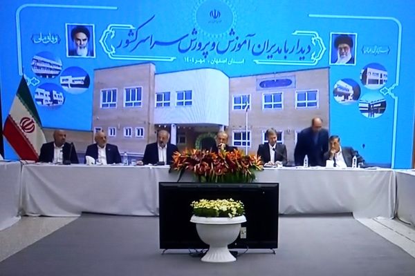 تأکید رئیس‌جمهور بر نقش مدیران در تحول نظام آموزشی کشور