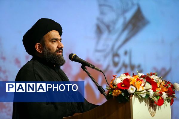 نخستین کنگره بزرگداشت ۲۷۰ دانش‌آموز شهید دبیرستان ماندگار امام صادق (ع) 