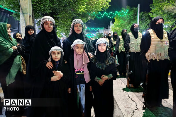 همایش دختران جان‌فدای آباده در میدان مقاومت