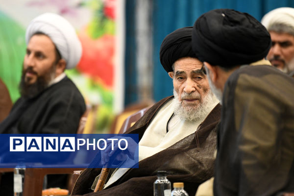 همایش فرهیختگانی عالم تمدن ساز در ارومیه