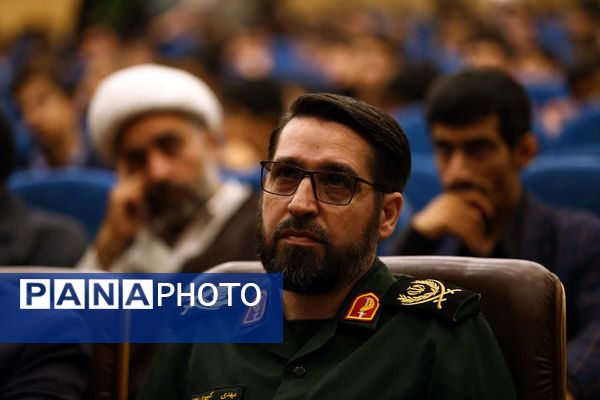 نخستین کنگره بزرگداشت ۲۷۰ دانش‌آموز شهید دبیرستان ماندگار امام صادق (ع) 